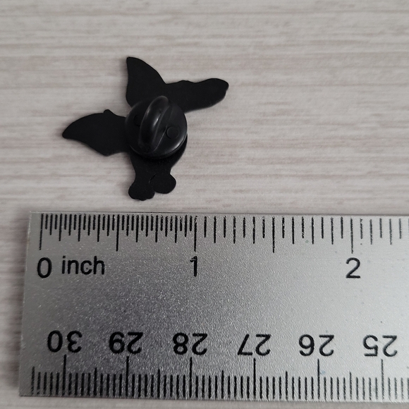 Pterodactyl Blue Flying Dino Enamel Pin - Picture 5 of 10